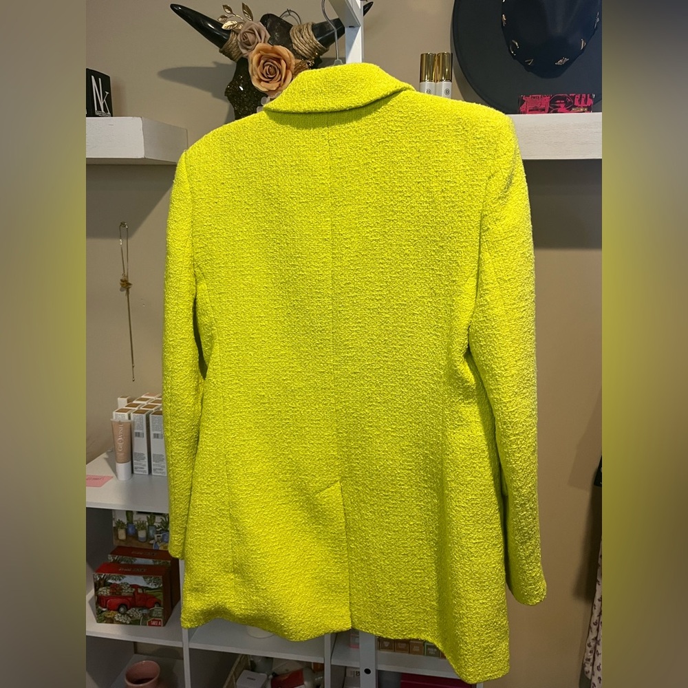 NWOT Zara Lime Green Textured Blazer - Bloggers Favorite - Picture 13 of 13